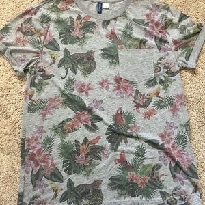 Divided Gray T-Shirt with Floral and Bird Design